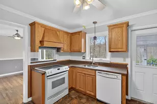 15 Hy Vue Dr, Newburgh, NY 12550 - Photo 14