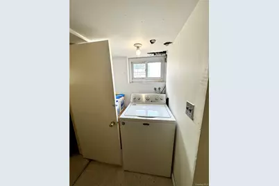 240-18 Edgewood Street, Rosedale, NY 11422 - Photo 16