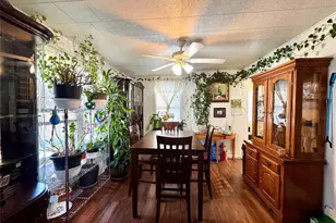 240-18 Edgewood St, Rosedale, NY 11422 - Photo 4