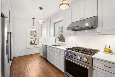 143 Gaylor Road, Scarsdale, NY 10583 - Photo 8