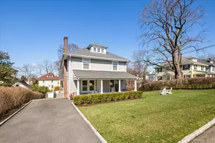 143 Gaylor Rd, Scarsdale, NY 10583 - Photo 2