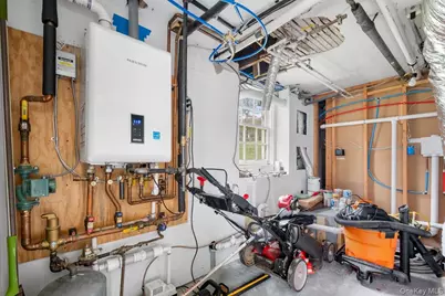 143 Gaylor Road, Scarsdale, NY 10583 - Photo 34