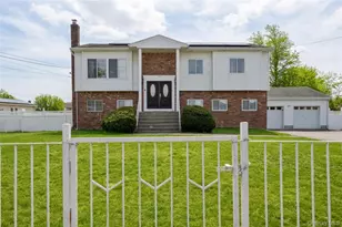 40 Scholar Ln, Commack, NY 11725 - Photo 4