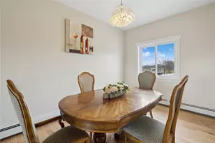 40 Scholar Ln, Commack, NY 11725 - Photo 18