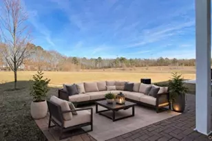 94 Lakeside Ct, Shirley, NY 11967 - Photo 24