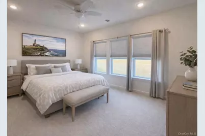 94 Lakeside Court, Shirley, NY 11967 - Photo 18