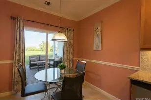 94 Lakeside Ct, Shirley, NY 11967 - Photo 8