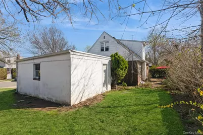 1 Herbert Drive, New Hyde Park, NY 11040 - Photo 24