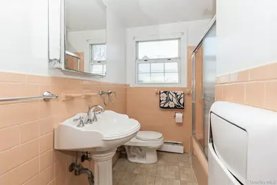 1 Herbert Drive, New Hyde Park, NY 11040 - Photo 18