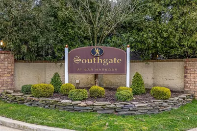 48 Southgate Circle, Massapequa Park, NY 11762 - Photo 28