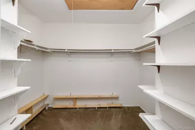 48 Southgate Circle, Massapequa Park, NY 11762 - Photo 20