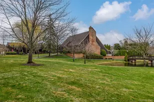 48 Southgate Cir, Massapequa Park, NY 11762 - Photo 30