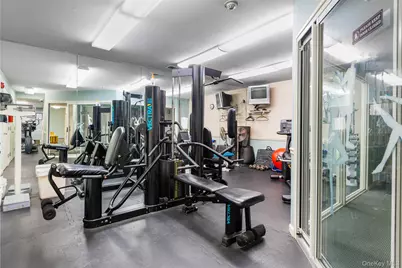 48 Southgate Circle, Massapequa Park, NY 11762 - Photo 36