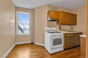 5142 30th Ave, Woodside, NY 11377 - Photo 6