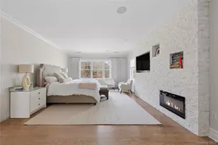 4 Ravenglass Dr, Stamford, CT 06903 - Photo 16