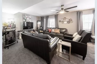 134 Delafield Lane #17B, Newburgh, NY 12550 - Photo 6