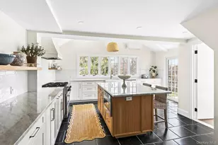 205 Fairview Ave, Montauk, NY 11954 - Photo 12