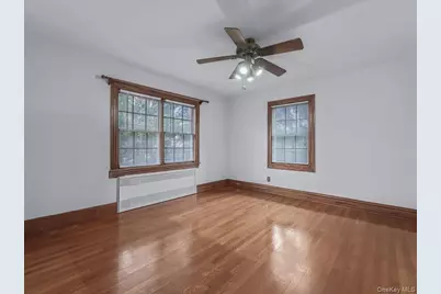 2807 157th Street, Flushing, NY 11354 - Photo 18