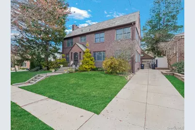 2807 157th Street, Flushing, NY 11354 - Photo 2