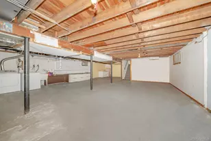 41 Peachtree Ln, Huntington Station, NY 11746 - Photo 20