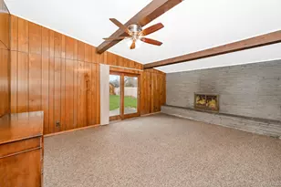 41 Peachtree Ln, Huntington Station, NY 11746 - Photo 16