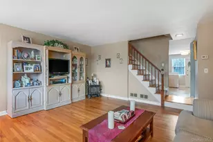 561 Logan Ave, Bronx, NY 10465 - Photo 16