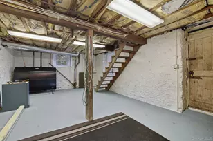 122 Harriman Rd, Mount Kisco, NY 10549 - Photo 28