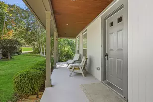 122 Harriman Rd, Mount Kisco, NY 10549 - Photo 4