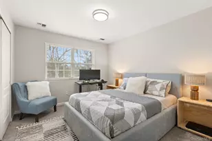 19 Trail Blazer Ct, Holbrook, NY 11741 - Photo 16