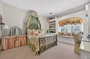 195 Feeks Ln, Locust Valley, NY 11560 - Photo 34