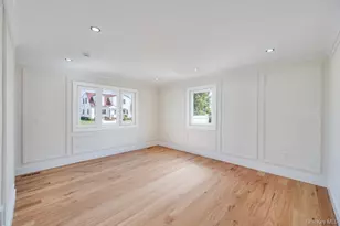 28 S Elm St, Hicksville, NY 11801 - Photo 22