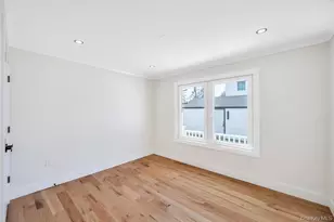 28 S Elm St, Hicksville, NY 11801 - Photo 26