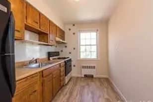 87-16 Commonwealth Blvd, Bellerose, NY 11426 - Photo 6