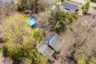 33 Locust Ave, Southampton, NY 11968 - Photo 14