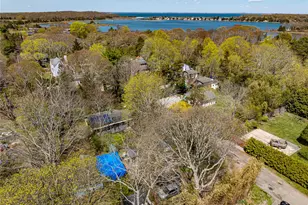 33 Locust Ave, Southampton, NY 11968 - Photo 10