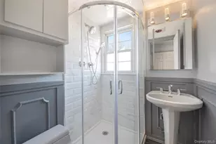 155-30 99th St, Howard Beach, NY 11414 - Photo 38