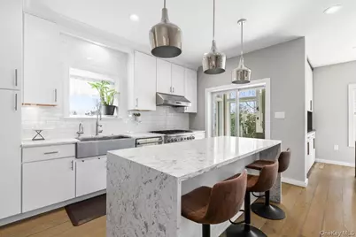 73 Maple Avenue, New Rochelle, NY 10801 - Photo 8