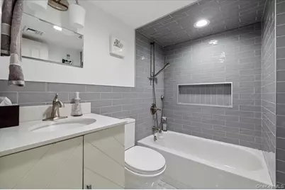 192 Broad Street, Williston Park, NY 11596 - Photo 30