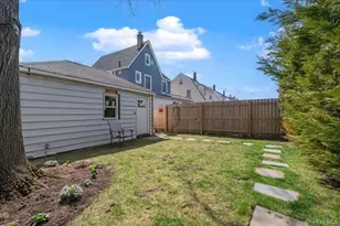 192 Broad St, Williston Park, NY 11596 - Photo 38