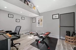 192 Broad St, Williston Park, NY 11596 - Photo 36