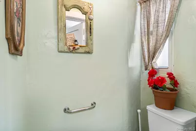 5732 138th Street, Flushing, NY 11355 - Photo 20