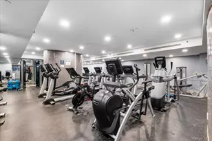 10 City Pl, White Plains, NY 10601 - Photo 26