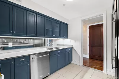 10 City Place #PH4F, White Plains, NY 10601 - Photo 20