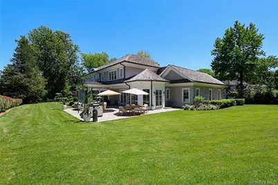2 Pheasant Run, Great Neck, NY 11024 - Photo 2
