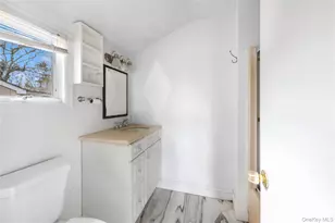 1278 W Main St, Riverhead, NY 11901 - Photo 6