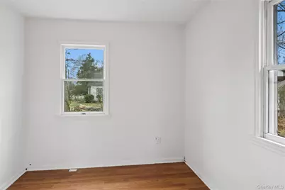 1278 W Main Street, Riverhead, NY 11901 - Photo 4