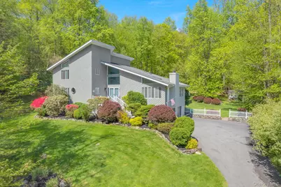 49 Chester Court, Cortlandt Manor, NY 10567 - Photo 1