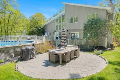 49 Chester Court, Cortlandt Manor, NY 10567 - Photo 32