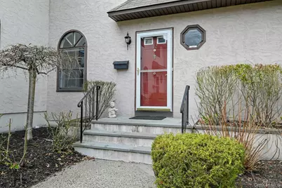 62 Somerset Drive, Suffern, NY 10901 - Photo 2