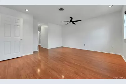 62 Somerset Drive, Suffern, NY 10901 - Photo 18